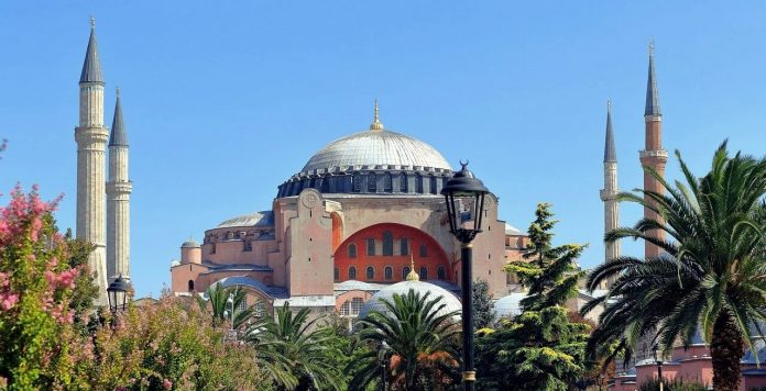 UNESCO'dan Türkiye’ye Ayasofya uyarısı
